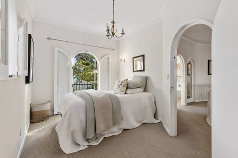 Photo of property in 10 Cliff Road, Torbay, Auckland, 0630