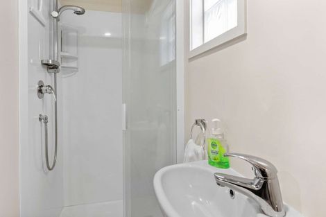 Photo of property in 4/47 Marine Parade, Mount Maunganui, 3116