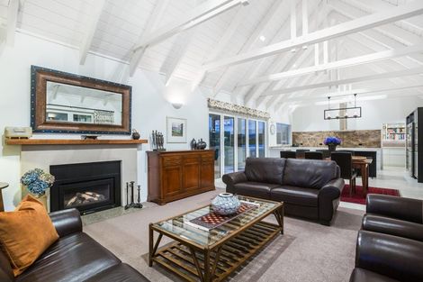 Photo of property in 67 Tarahunga Road, Levin, 5571