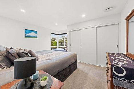 Photo of property in 14 Cowling Road, Hurdon, New Plymouth, 4310