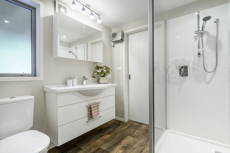 Photo of property in 140 Bellevue Road, Brookfield, Tauranga, 3110