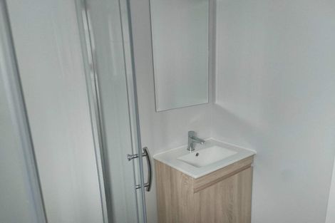 Photo of property in 38 Kervil Avenue, Te Atatu Peninsula, Auckland, 0610