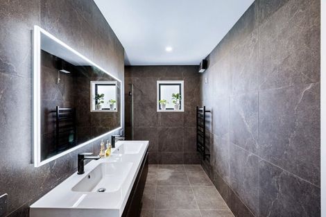 Photo of property in 254 Riverbend Road, Meeanee, Napier, 4110