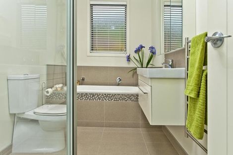 Photo of property in 53 Nixon Road, Taupaki, Henderson, 0782