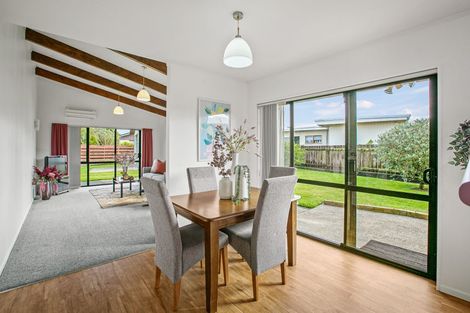 Photo of property in 2/38 Waimea Street, Westown, New Plymouth, 4310