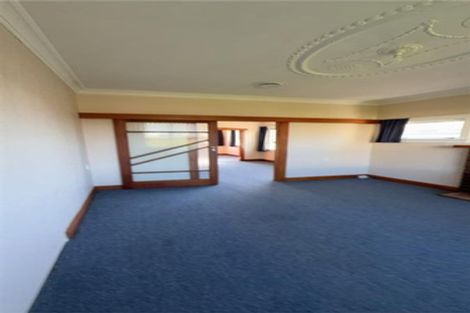 Photo of property in 5 Maratahu Street, Westown, New Plymouth, 4310