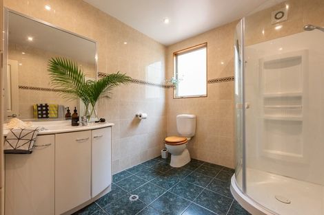 Photo of property in 12a Hinau Road, Hataitai, Wellington, 6021