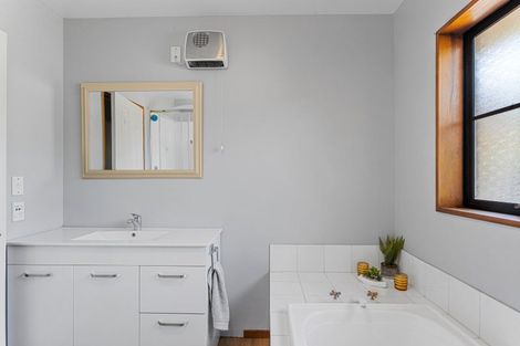 Photo of property in 37 Old Main North Road, Leithfield, Amberley, 7481