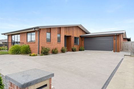 Photo of property in 40 Jarrett Terrace, Leamington, Cambridge, 3432