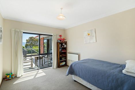 Photo of property in 212 Lakeview Terrace, Lake Hawea, Wanaka, 9382