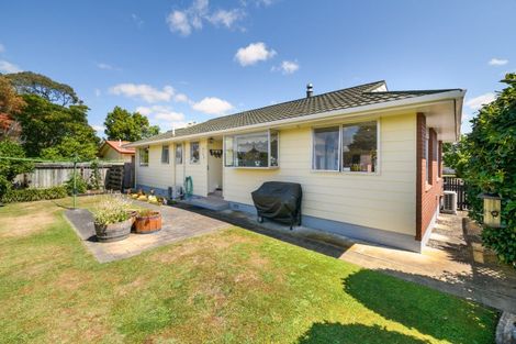 Photo of property in 7 Haast Place, Awapuni, Palmerston North, 4412