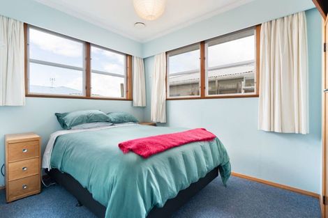 Photo of property in 2 Hinau Place, Lansdowne, Masterton, 5810