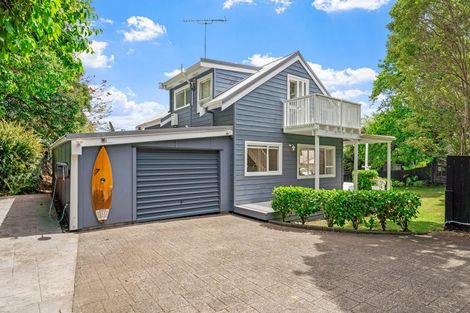 Photo of property in 122 Stanmore Bay Road, Stanmore Bay, Whangaparaoa, 0932
