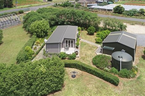 Photo of property in 1 Rifle Range Road, Pukekohe, 2676