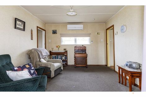 Photo of property in 28 Augustine Street, Waimate, 7924