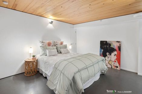 Photo of property in Stadium Garden Flats, 104/107 Thorndon Quay, Pipitea, Wellington, 6011