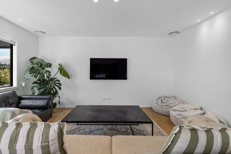 Photo of property in 9 Swan Street, Lake Hawea, 9382