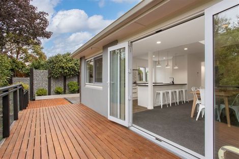 Photo of property in 17 Joyce Crescent, Ilam, Christchurch, 8041