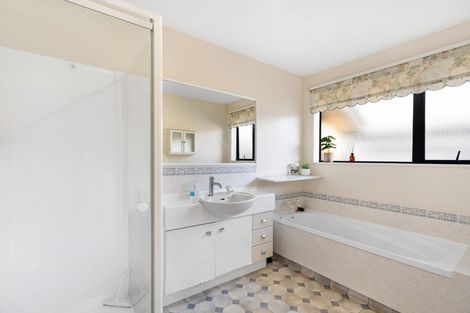 Photo of property in 1/54 Bella Rosa Drive, Hei Hei, Christchurch, 8042