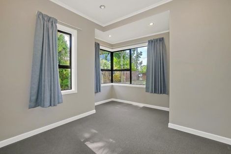 Photo of property in 19 Birdwood Road, Swanson, Auckland, 0612