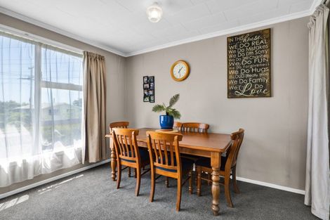 Photo of property in 18 Saxton Road, Upper Vogeltown, New Plymouth, 4310