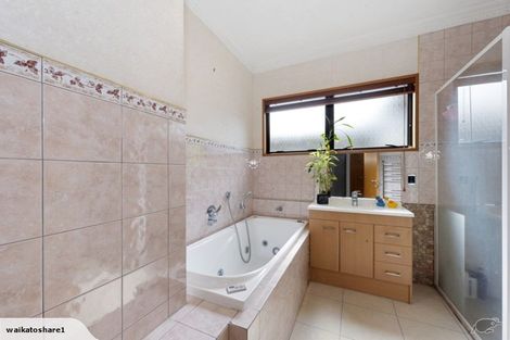 Photo of property in 1 Harrowfield Drive, Harrowfield, Hamilton, 3210