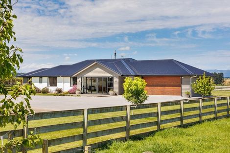 Photo of property in 103 Almadale Road, Cheltenham, Feilding, 4777