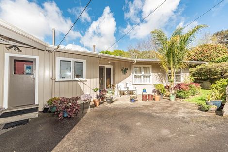 Photo of property in 2 Hillside Terrace, Saint Johns Hill, Whanganui, 4500