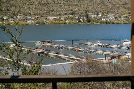 Photo of property in 8b Cresta Lane, Frankton, Queenstown, 9300