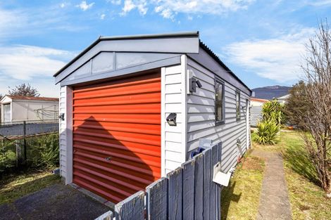 Photo of property in 25 Te Takinga Street, Turangi, 3334