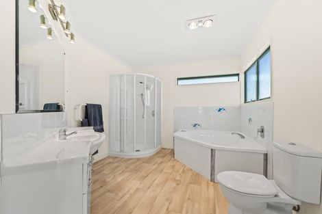 Photo of property in 21 Awatea Street, Mangawhai Heads, Mangawhai, 0505