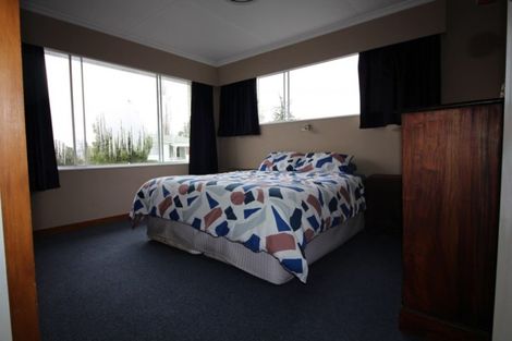 Photo of property in 48 Queen Street, Dannevirke, 4930