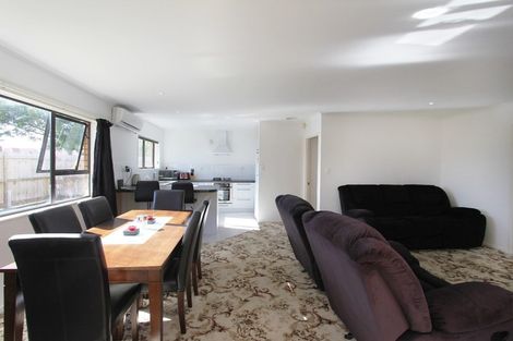 Photo of property in 1/27 Avis Avenue, Papatoetoe, Auckland, 2025