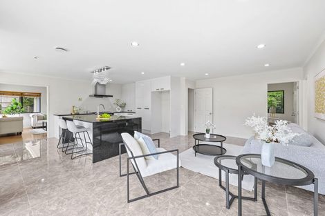 Photo of property in 94 Westerham Drive, Dannemora, Auckland, 2016