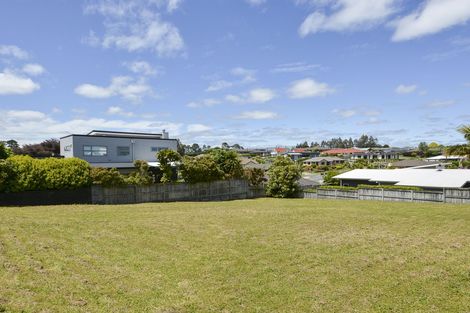 Photo of property in 44 Inverness Drive, Pyes Pa, Tauranga, 3112