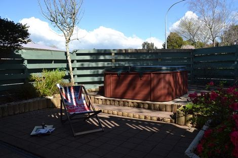 Photo of property in 2 Titoki Place, Inglewood, 4330