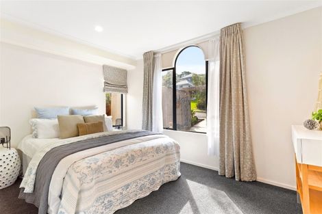 Photo of property in 1/22 Lagoon Way, West Harbour, Auckland, 0618