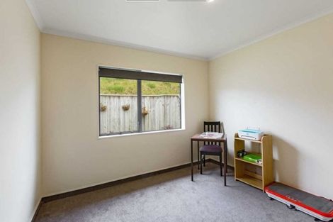 Photo of property in 17 Sams Way, Raumati South, Paraparaumu, 5032