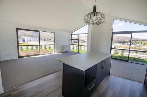 Photo of property in 38 Olds Crescent, Cromwell, 9310