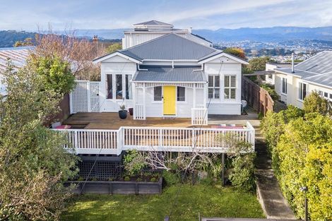 Photo of property in 41 Washington Avenue, Brooklyn, Wellington, 6021