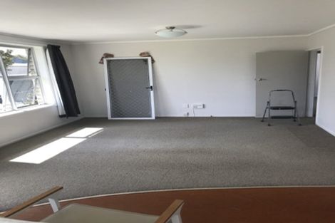 Photo of property in 2/4 Glasgow Street, St Andrews, Hamilton, 3200