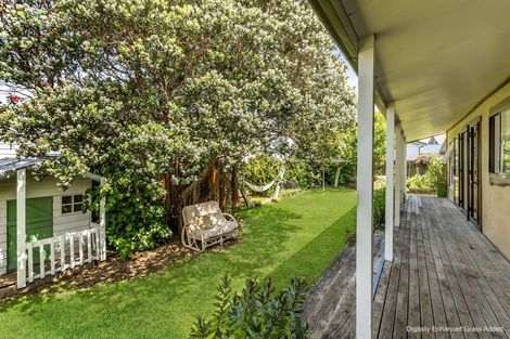 Photo of property in 18 Sarah Avenue, Whitianga, 3510