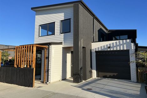 Photo of property in 27 Desalt Drive, Hobsonville, Auckland, 0616