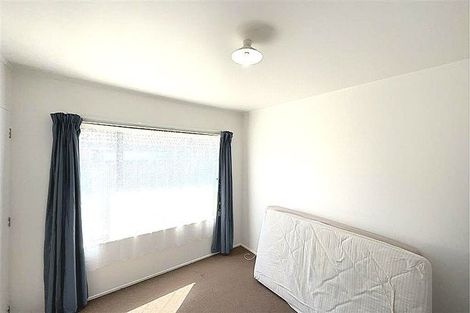 Photo of property in 2a Beatty Avenue, Manurewa, Auckland, 2102