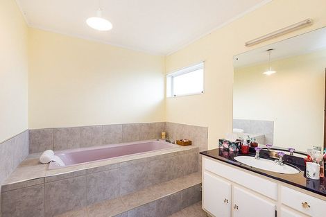 Photo of property in 12 Wedgwood Grove, Highbury, Palmerston North, 4412