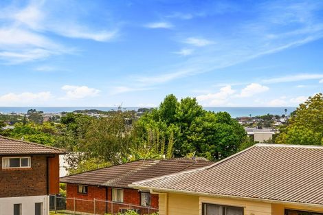 Photo of property in 45 John Dee Crescent, Red Beach, 0932