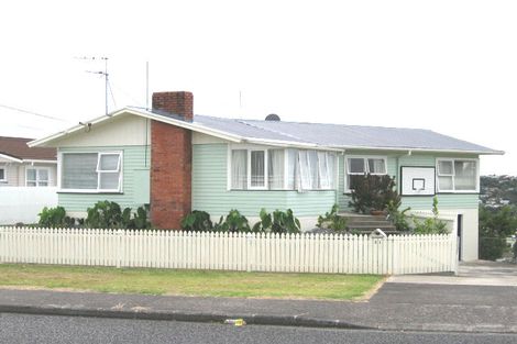Photo of property in 31 Seaview Road, Glenfield, Auckland, 0629
