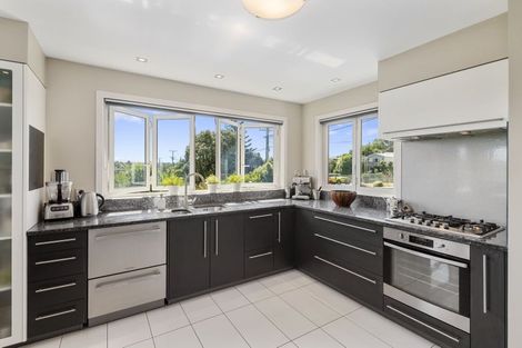 Photo of property in 78 Seaview Road, Paraparaumu Beach, Paraparaumu, 5032