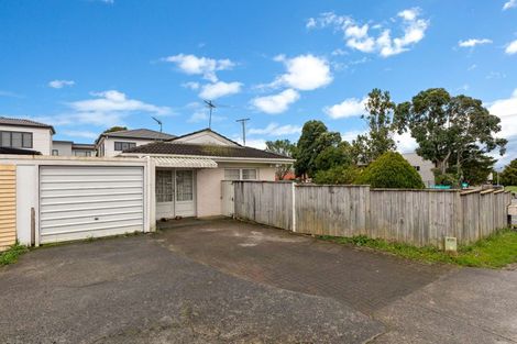 Photo of property in 1/28 Alfriston Road, Manurewa East, Auckland, 2102