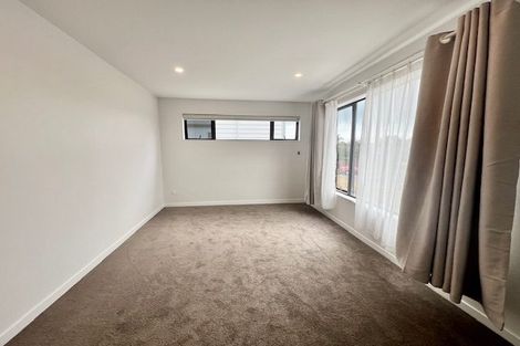 Photo of property in 56a Casuarina Road, Half Moon Bay, Auckland, 2012